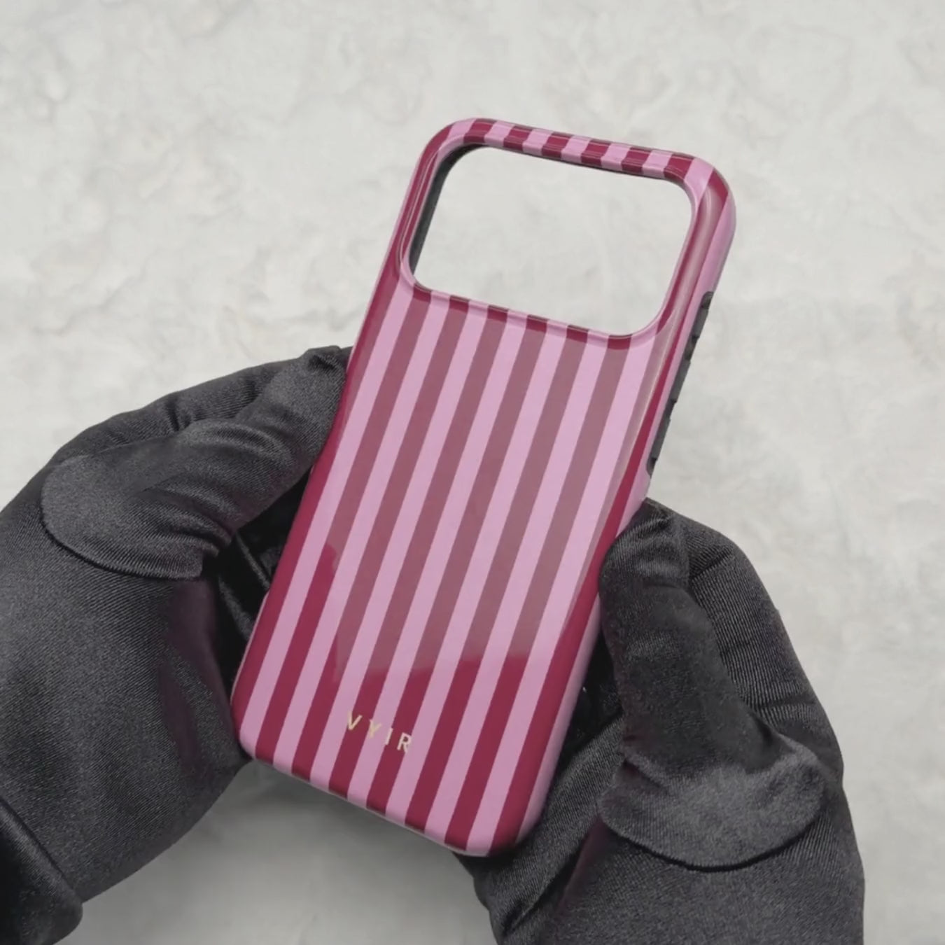 Vertical Stripes, Cukierkowy róż - Tough Etui na telefon